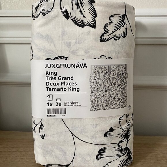 New ! IKEA JUNGFRUNÄVA Duvet Cover And Pillowcase(s) White/Black King 405.467.39